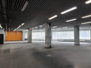 Chirie oficiu modern la prima linie, amplasat pe bd. Dacia, ...