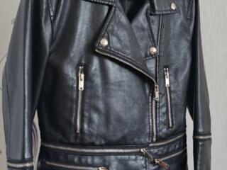 Продам куртка женская