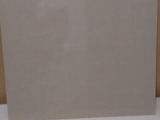 Продается новая стеновая и половая плитка в упаковке.