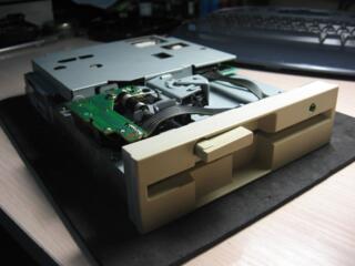 Дисководы 5.25''