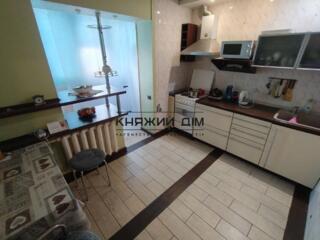 Оренда 1 кімнатна квартира в Дарницькому районі, вул. Хорольська 3. ..