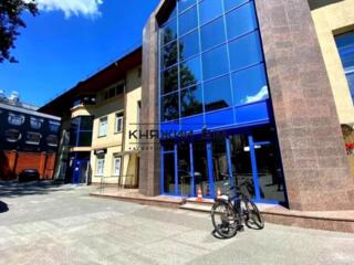 Оренда гарного приміщення в БЦ по вул. Олекси Тихого 42А. Бізнес ...