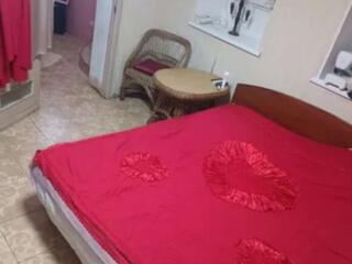 Продам 2х комнатную квартиру в центре, рядом море, парк Шевченко.