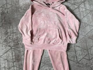 Костюм спортивный