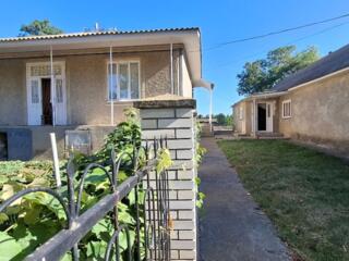 Дом капитальный в с Михэйлений Ной+ участок