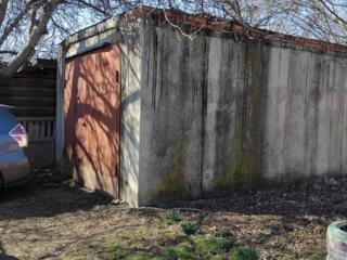 Продам гараж на Ленинском