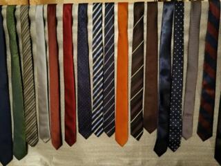 Продаются галстуки (любой по 35 рублей)