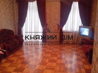 Прадаж 5 кімнатної квартири в Центрі міста вул. Шота Рустовелі,20б, ..