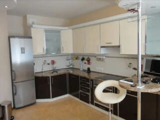 Двухкомнатная на Таирова