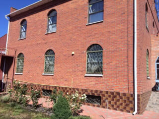 Продам 3-х этажный дом в Фонтанке-2 (ТЦ "Ривьера")