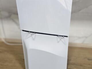 Продам PS5 новую, на гарантии