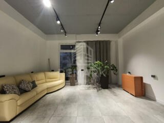 Chirie spațiu comercial la parter, cu locuri de parcare, în zonă ...