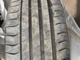 Комплект летних шин 245/45 R19