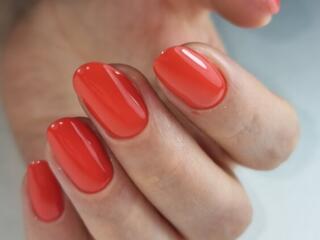 Маникюр, педикюр