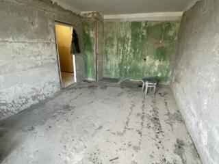 Продам 1-комнатную квартиру район самолета