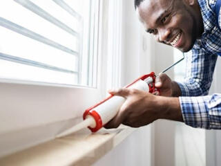 Пластиковые окна и остекление балконов