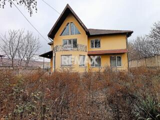 Cojușna - Casă 6 Dormitoare + Living | 259 m² | teren 10,81 ari | Spaț