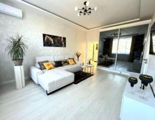 Отличная 3х к квартира на Новосельского СТАЛИНКА