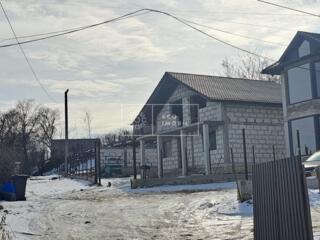 Se oferă spre vânzare, teren pentru construcție în orășelul Ialoveni, 