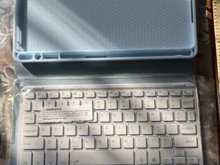 Продается 400 рублей чехол для iPad