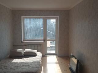 Продам квартиру 42 кв. м., 3/5, Фонтанская дор. /Петрашевского.