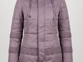 Продам верхнюю одежду 44 размер.