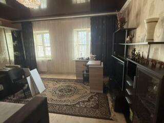 Продажа дома с качественным ремонтом и отличным двором в Корабельном