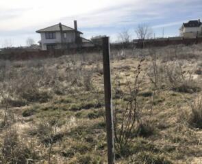 Предлагается к продаже участок в ПГТ Таирова под жилую застройку. ...