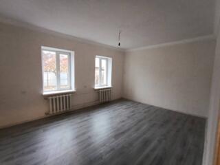 Продается дом с новым качественным ремонтом, общей площадью 100 м², ..