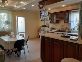 Продам  дом на Фонтане - 12 ст. Б.Фонтана