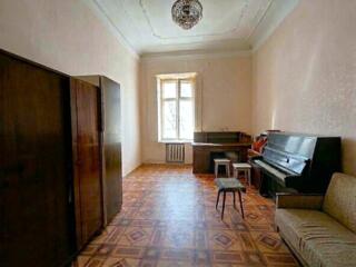 Садовая: продам комнату «со всем своим» в коммуне возле Нового базара!