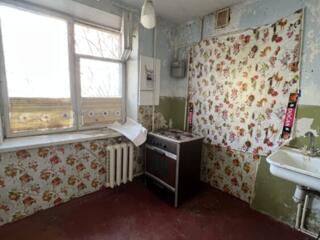 Кировский, 1-комн, 1/5 эт, ул. Петровского 99.Подходит под ипотеку.