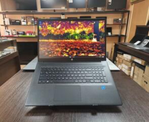 HP 17.3" в идеал. состоянии / 4 ядра / 8GB RAM / SSD / РАССРОЧКА