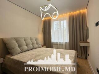 Vă propunem spre vânzare acestapartament cu 2camere și living,sect. ..