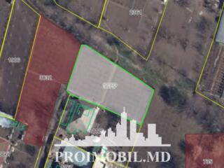 ​ Spre vânzare se oferă teren pentru construcții, situat în r. ...