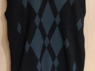 Безрукавки, кофты, свитер.