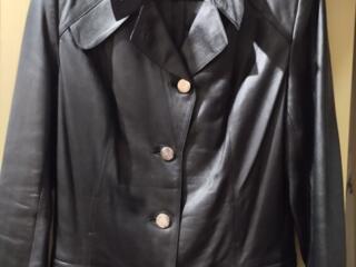 Продаётся женская куртка, натуральная кожа, производство Турция, размер 48-50, состояние