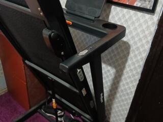 Продам беговую дорожку