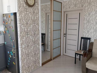 Продается 2-х комнатная квартира! Бендеры м-н Хомутяновка!