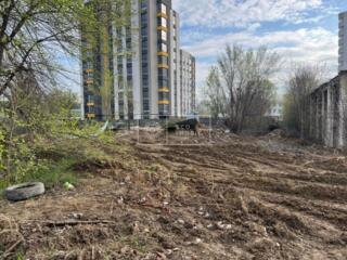 Se oferă spre vânzare spațiu industrial (depozit) pe str. Băcioi Noi, 