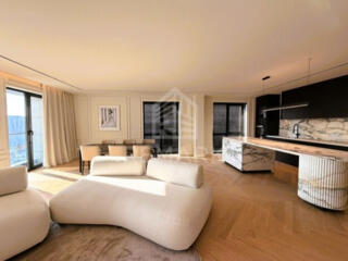 Square Residence | Vedere Catedrală &amp; PMAN | Ultra-Lux | 2 ...