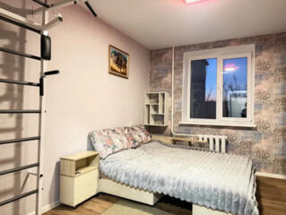 Продам квартиру 58 кв. м., 6/9, ул. Левитана/Ак. Королева.