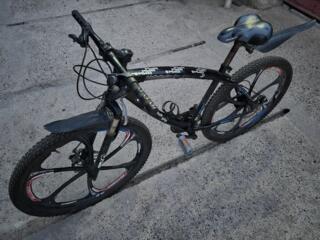 Велосипед BMW на литых дисках 26