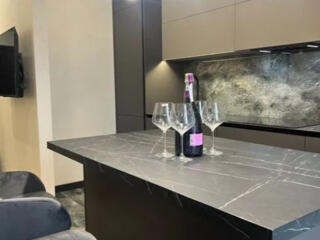 Продам евродвушку 43 кв. м., 16/24, новый дом, жк 66-я Жемчужина.