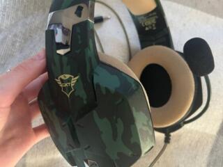 Продам наушники в очень хорошем качестве