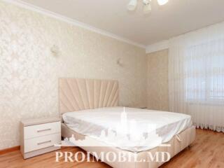 Vă propunem spre vânzare acestapartament cu 3camere și living,sect. ..