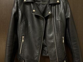 Продам куртки из экокожи