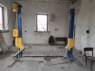 Подъёмник винтовой