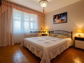 Пропонується до оренди роздільна 2-х кімнатна квартира на пр-ті ...