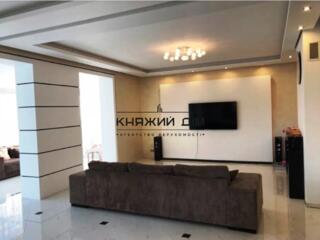 Є ГЕНЕРАТОР! Чудовий будинок з якісним ремонтом та вітражними ...